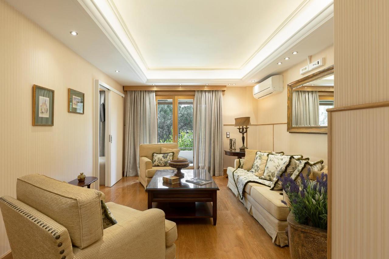 Vouliagmeni'S Elegance By Acropolis Suites Athene Buitenkant foto