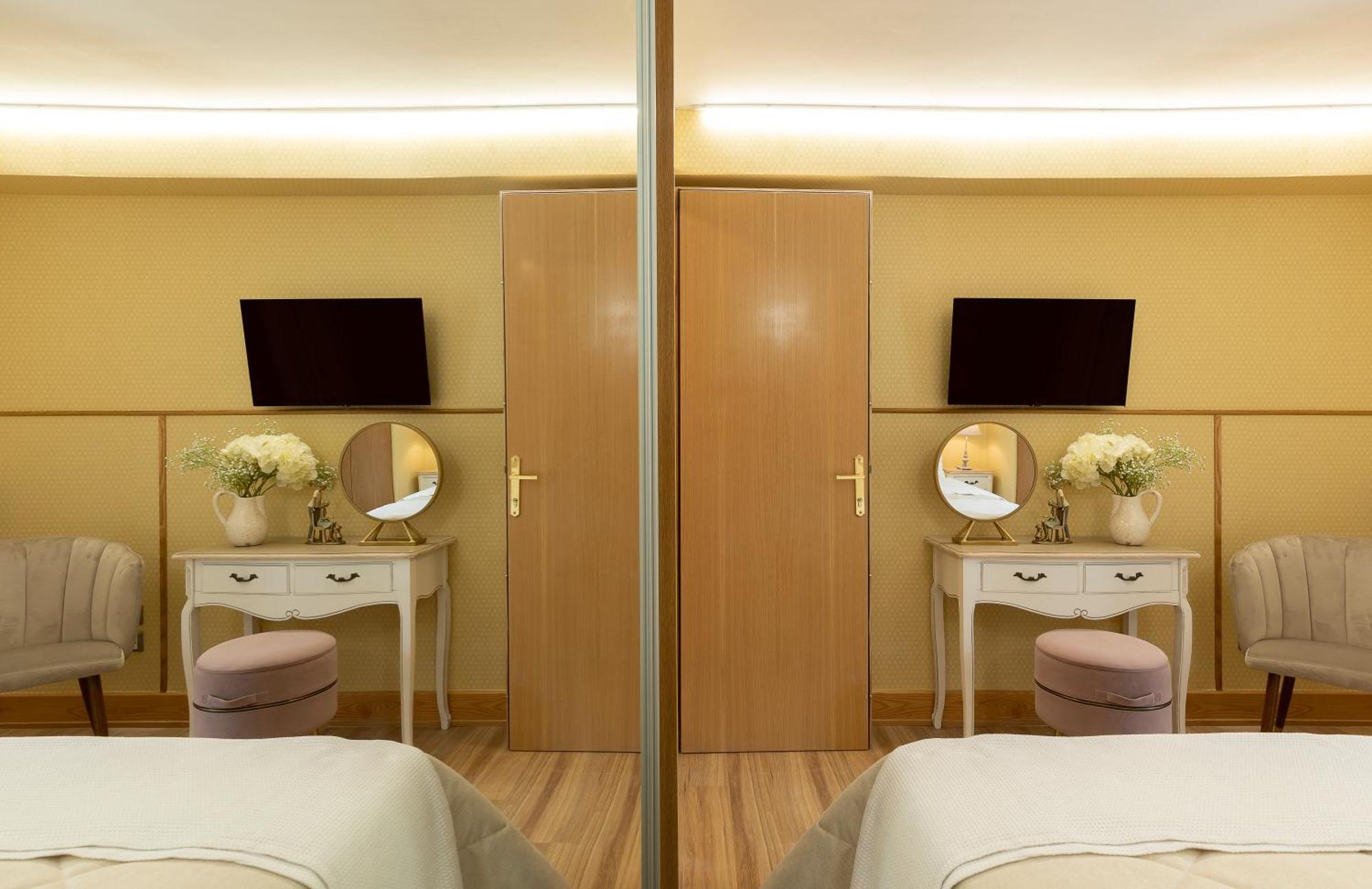 Vouliagmeni'S Elegance By Acropolis Suites Athene Buitenkant foto