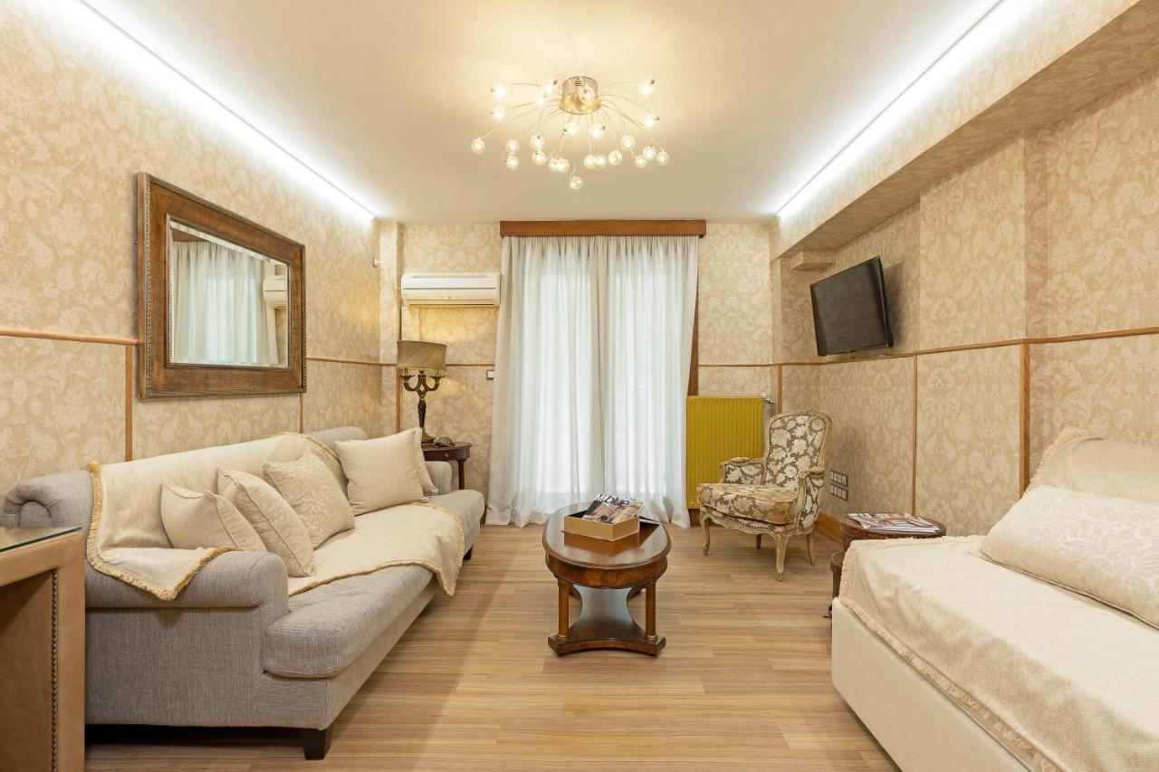 Vouliagmeni'S Elegance By Acropolis Suites Athene Buitenkant foto